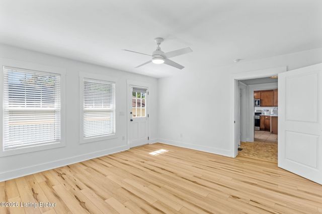 1424 Cardinal Dr, Louisville, KY 40213