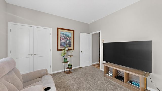 5207 56th Street NW, Rochester, MN 55901