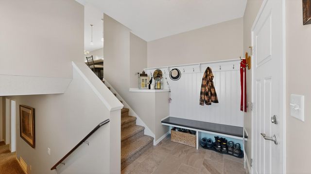 5207 56th Street NW, Rochester, MN 55901