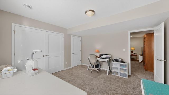 5207 56th Street NW, Rochester, MN 55901