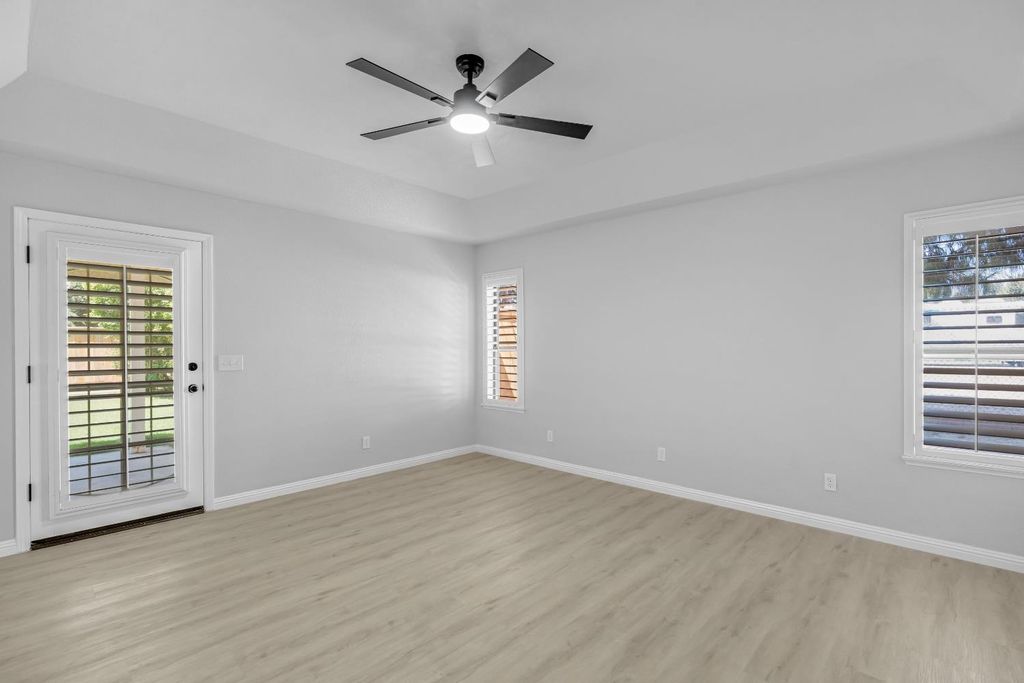 Image 29 of property listing at 10784 Sierra View Street, Madera, CA 93636