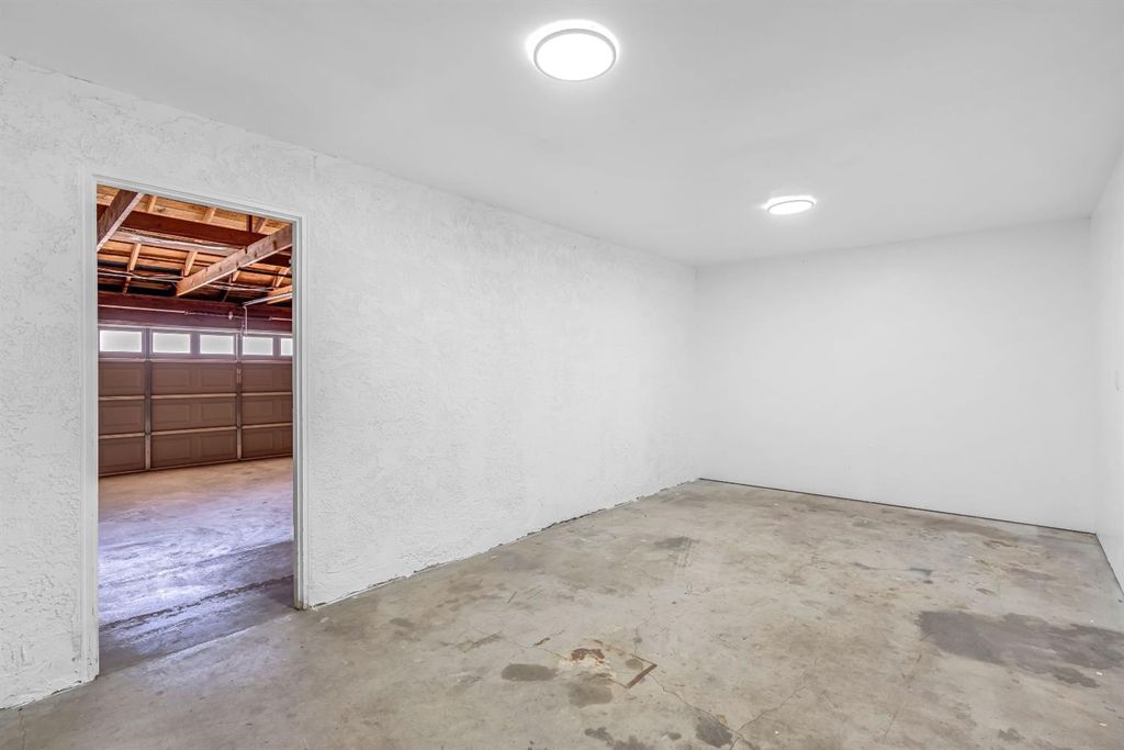 Image 45 of property listing at 10784 Sierra View Street, Madera, CA 93636