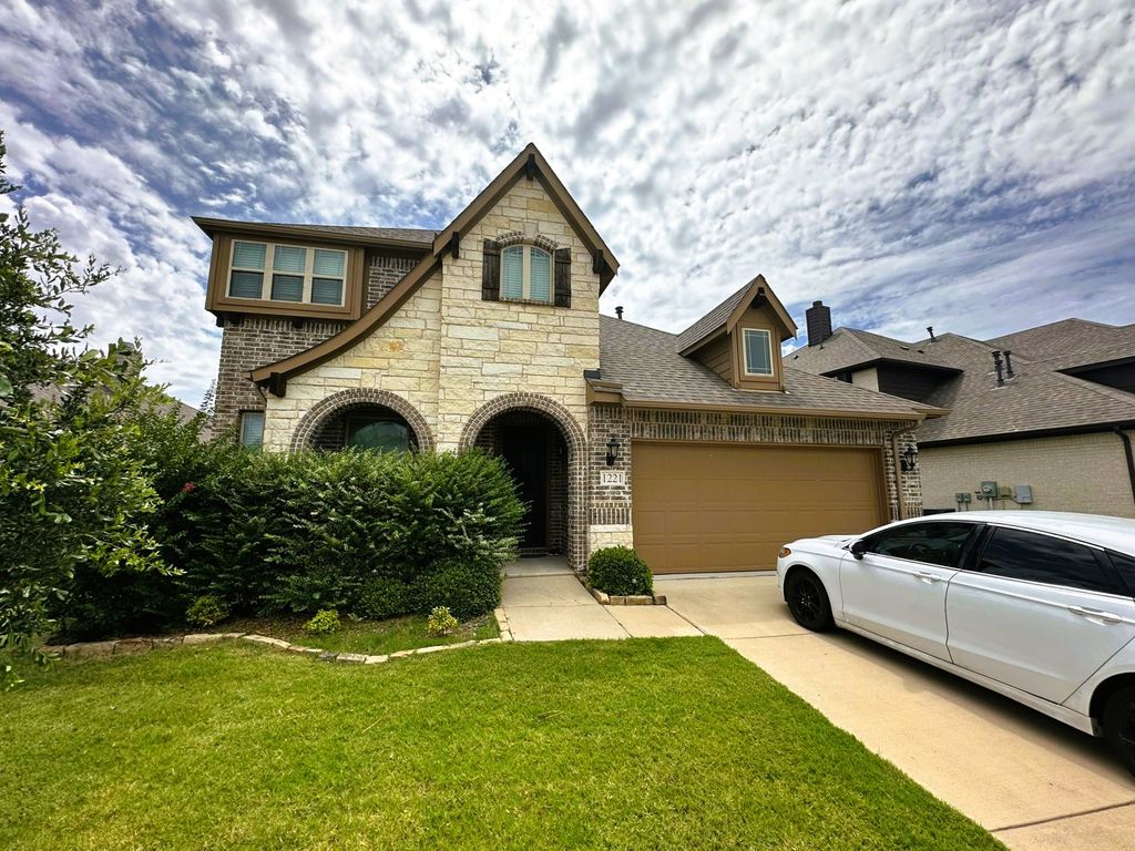 1221 Snowbird Drive, Little Elm, TX 75068