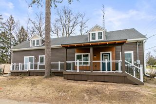 156 S Washington Street, Wyocena, WI 53969