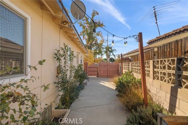 26 N Michigan Street, Redlands, CA 92373