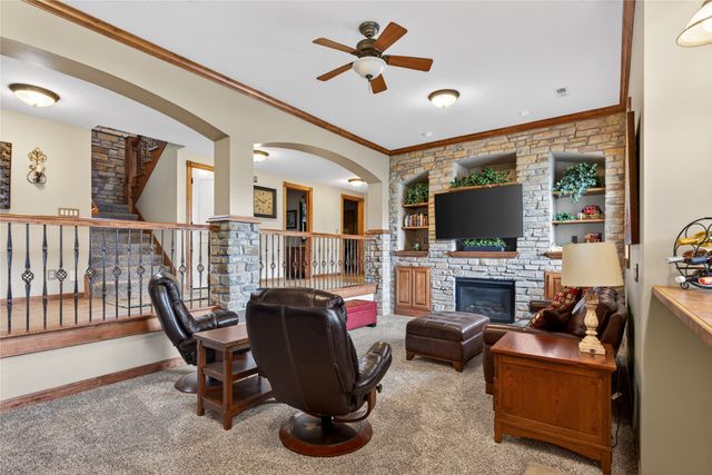 624 19th Street SW, Altoona, IA 50009