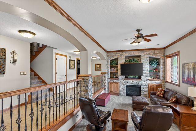 624 19th Street SW, Altoona, IA 50009