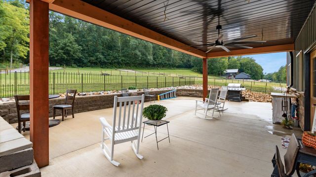 4797 Narrows Road, Frazeysburg, OH 43822