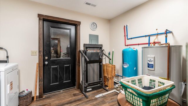 4797 Narrows Road, Frazeysburg, OH 43822