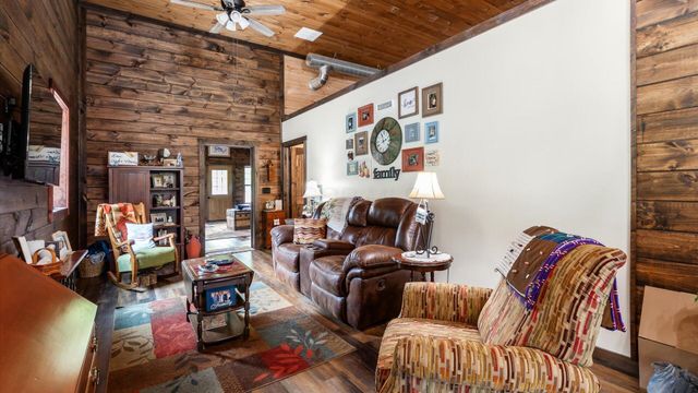 4797 Narrows Road, Frazeysburg, OH 43822