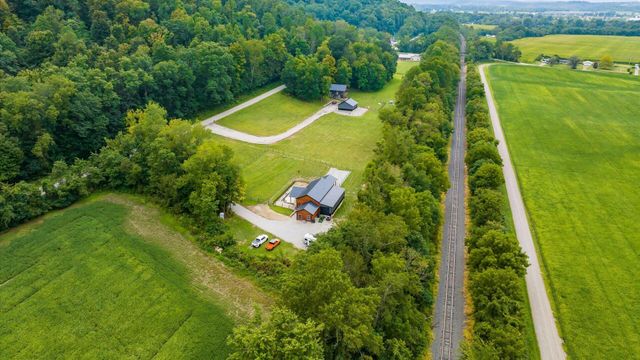 4797 Narrows Road, Frazeysburg, OH 43822