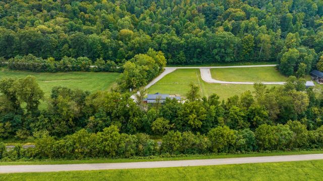 4797 Narrows Road, Frazeysburg, OH 43822
