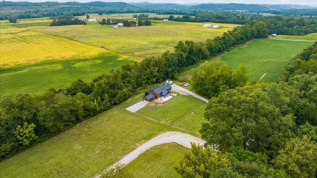 4797 Narrows Road, Frazeysburg, OH 43822