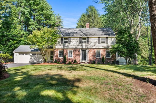 30 Meadow Dr, Sudbury, MA 01776