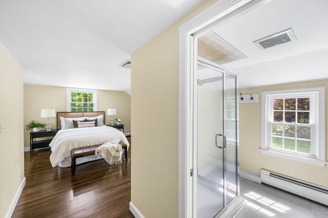 30 Meadow Dr, Sudbury, MA 01776