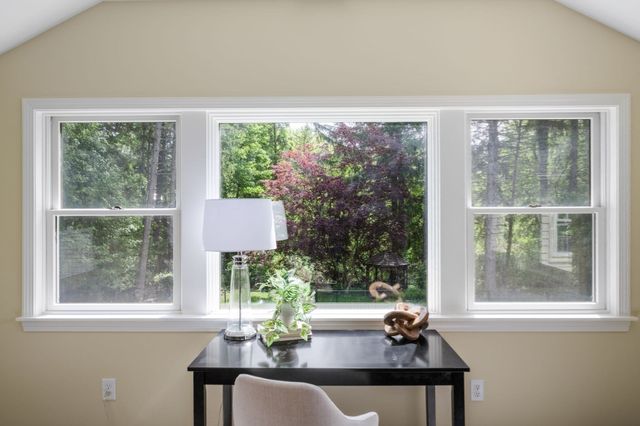 30 Meadow Dr, Sudbury, MA 01776