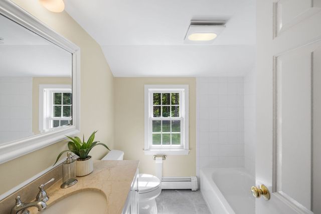 30 Meadow Dr, Sudbury, MA 01776