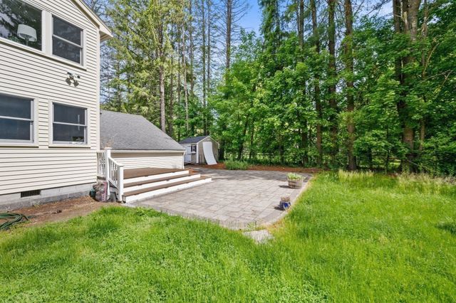 30 Meadow Dr, Sudbury, MA 01776