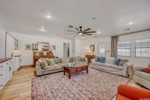 2110 Parhaven, San Antonio, TX 78232