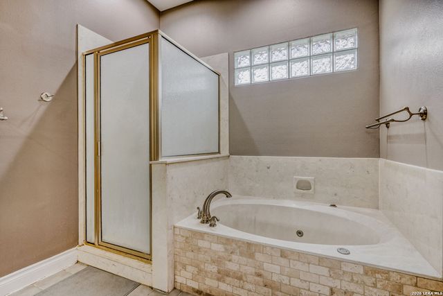 2110 Parhaven, San Antonio, TX 78232