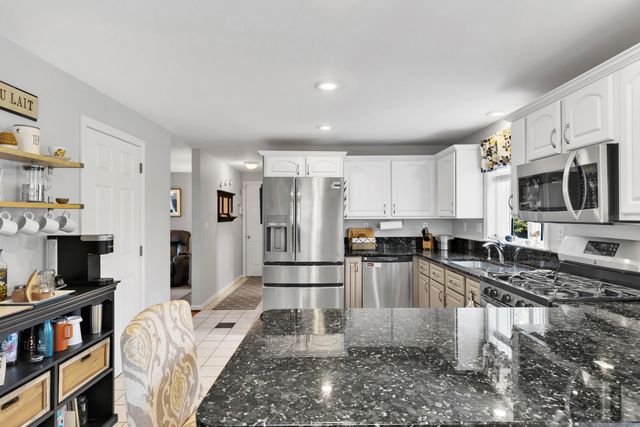 46 Snead Drive, Mashpee, MA 02649