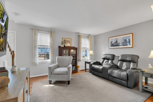 46 Snead Drive, Mashpee, MA 02649