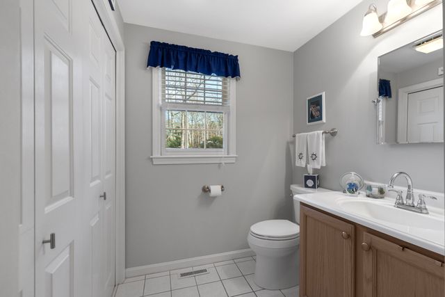 46 Snead Drive, Mashpee, MA 02649