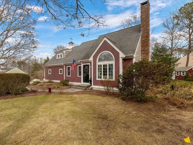 46 Snead Drive, Mashpee, MA 02649