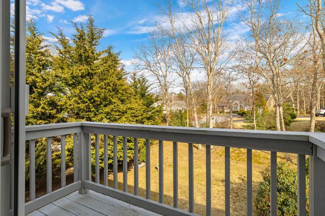 46 Snead Drive, Mashpee, MA 02649