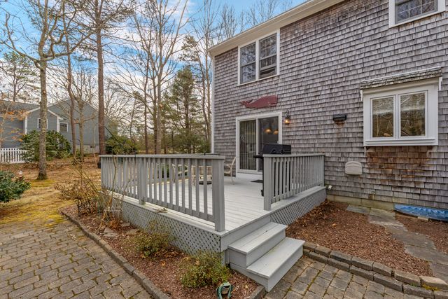 46 Snead Drive, Mashpee, MA 02649