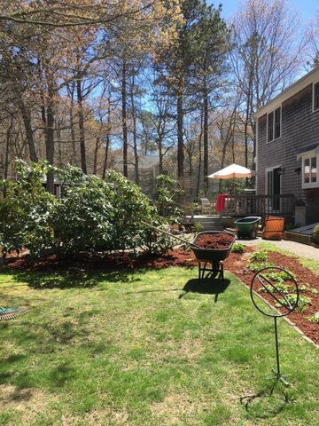 46 Snead Drive, Mashpee, MA 02649