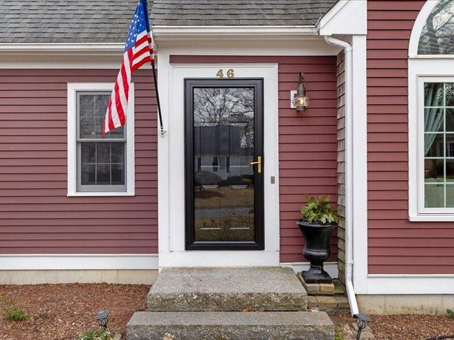 46 Snead Drive, Mashpee, MA 02649