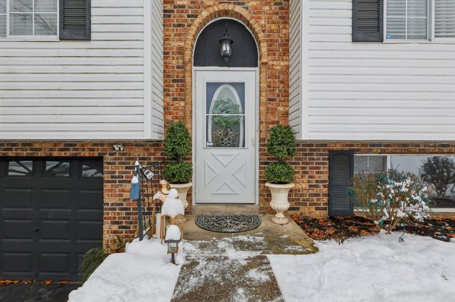 810 Skyline Drive, Florence, KY 41042