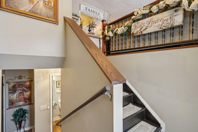 810 Skyline Drive, Florence, KY 41042