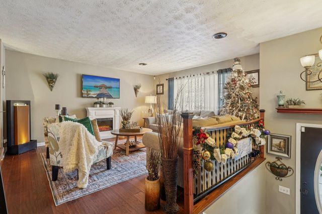 810 Skyline Drive, Florence, KY 41042