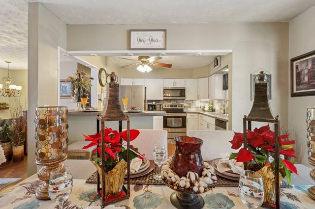 810 Skyline Drive, Florence, KY 41042