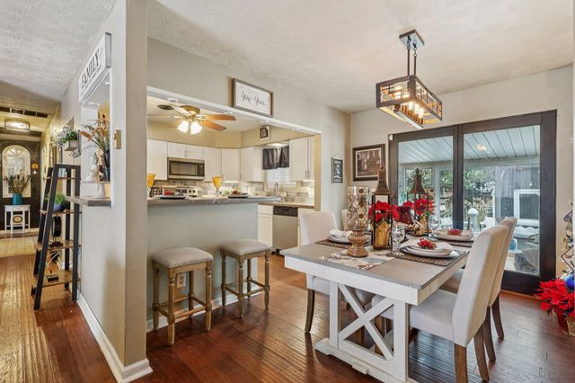 810 Skyline Drive, Florence, KY 41042