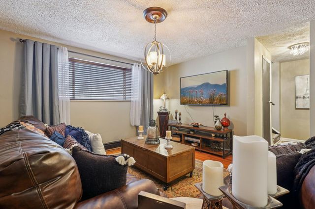 810 Skyline Drive, Florence, KY 41042