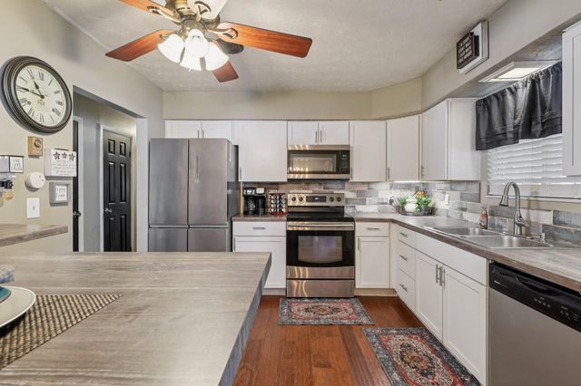 810 Skyline Drive, Florence, KY 41042