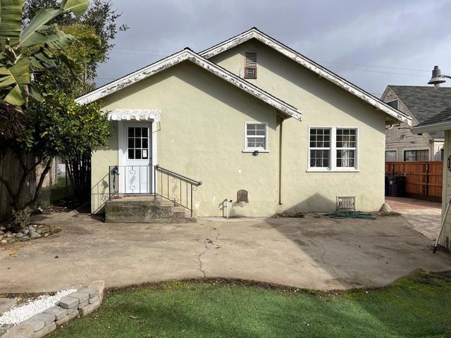 33 Roosevelt Street, Watsonville, CA 95076