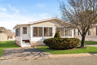 405 Maplehurst Court, Manchester, NJ 08759