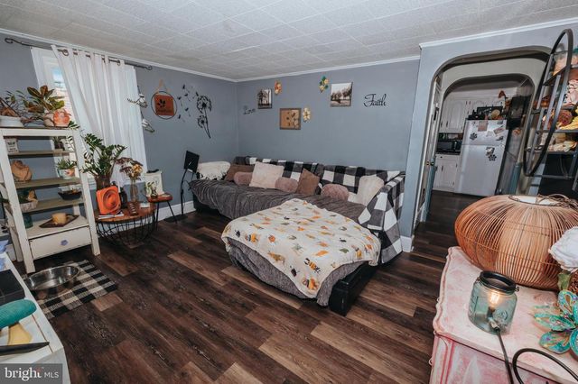 57 2ND ST, Windsor, PA 17366