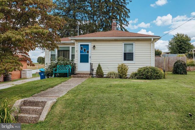 57 2ND ST, Windsor, PA 17366