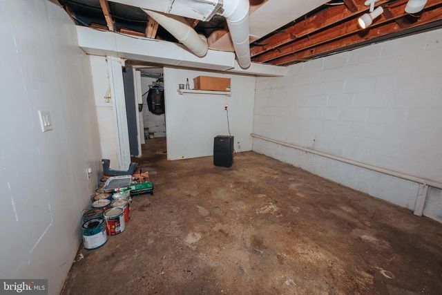 57 2ND ST, Windsor, PA 17366