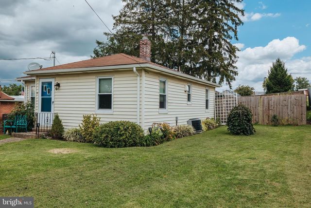 57 2ND ST, Windsor, PA 17366