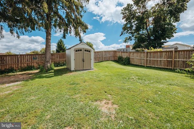 57 2ND ST, Windsor, PA 17366