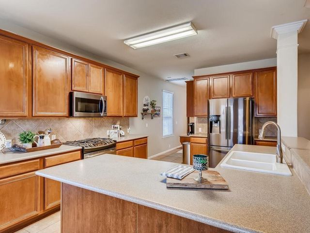 461 Sweet Gum DR, Kyle, TX 78640