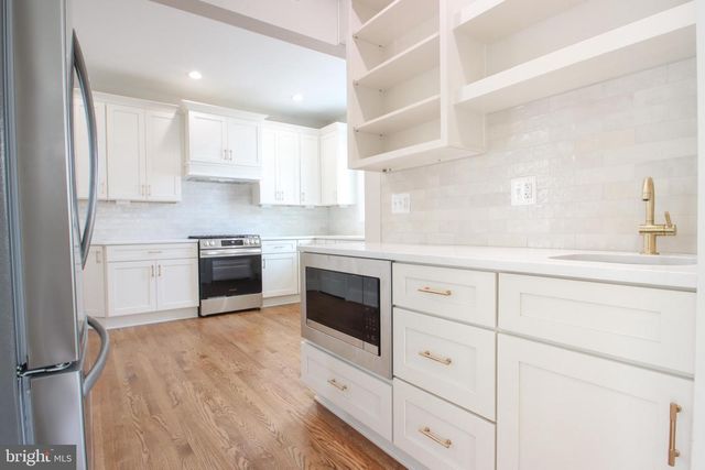 1518 E 33RD ST, Baltimore, MD 21218