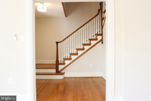 1518 E 33RD ST, Baltimore, MD 21218