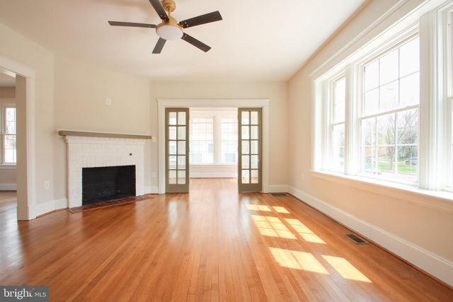 1518 E 33RD ST, Baltimore, MD 21218